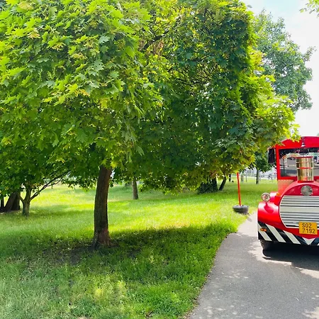 Kralovske Apartma Kolonada פודבראדי