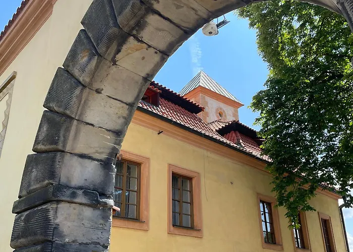 Kralovske Apartma Kolonada *